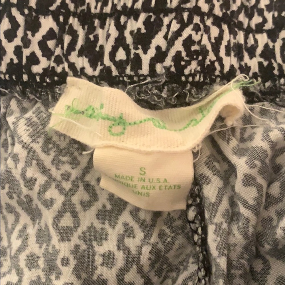 Aztec Print Shorts - Picture 3 of 3